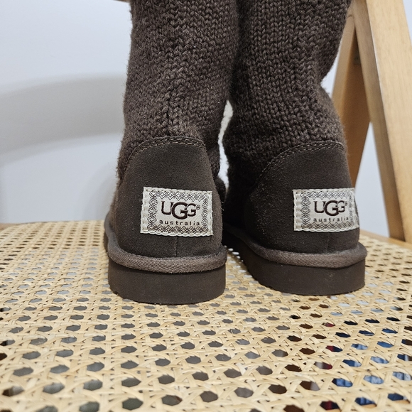 UGG Australia Womens Classic Cardy Brown Sheepskin Knit Boot 5817 Size 8 - Picture 6 of 10